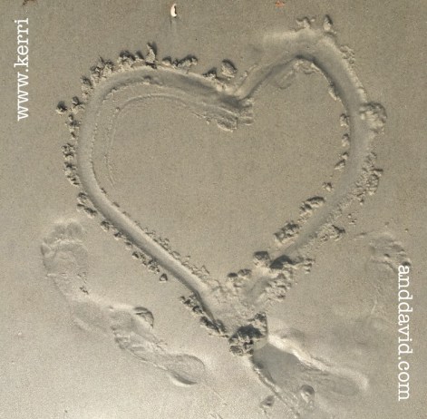 heart in sand website box