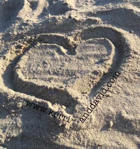 heart in sand website box